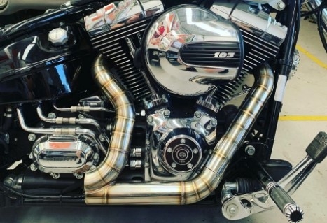 Confecção de escapamentos<br> em aço inox para carros e motos